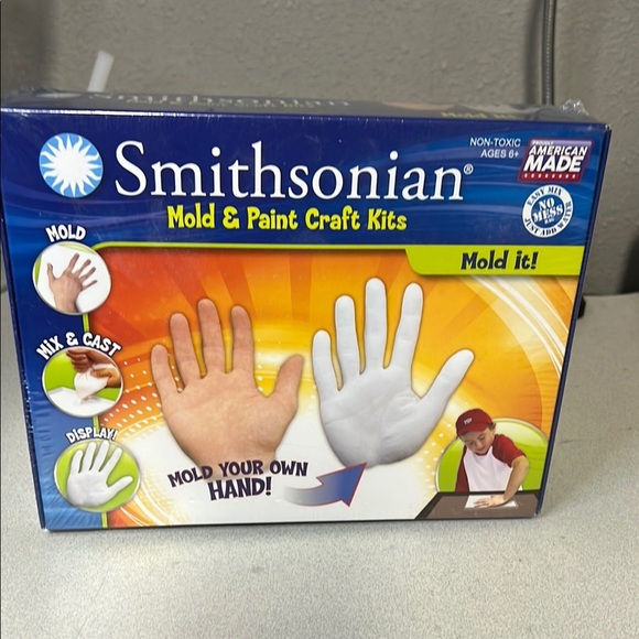 Smithsonian Mold & Paint Craft Kit - Picture 5 of 5